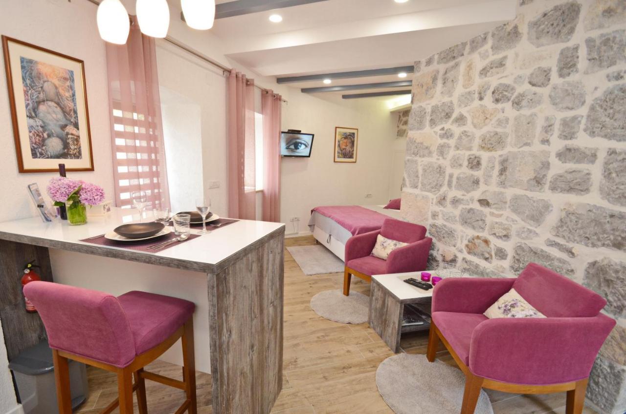 Appartamento Kotor Center W Esterno foto