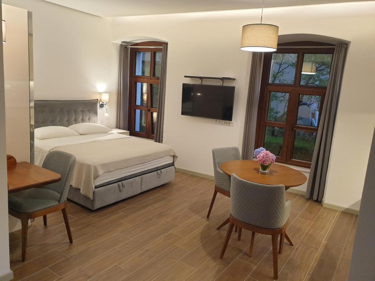 Appartamento Kotor Center W Esterno foto