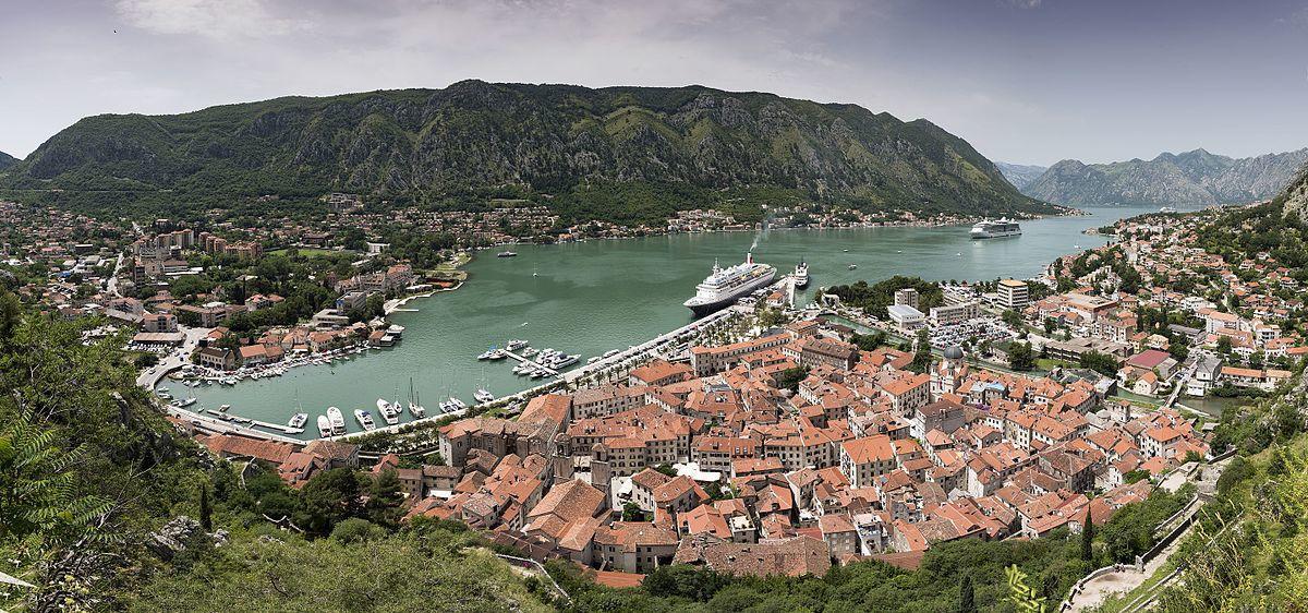Appartamento Kotor Center W Esterno foto